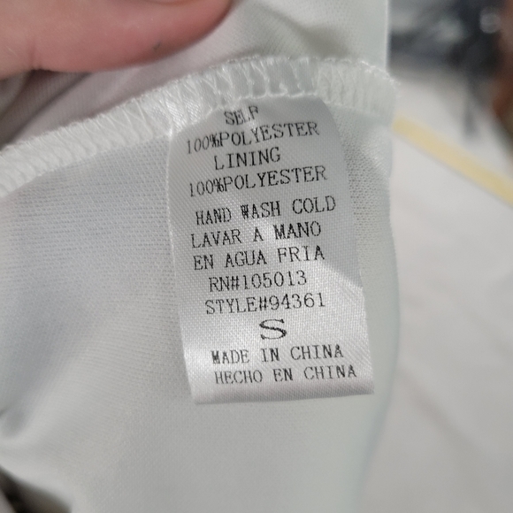 Andree By Unit Small Womens Dress Pastel Rainbow Flutter Sleeve Flowy EUC - Picture 12 of 13